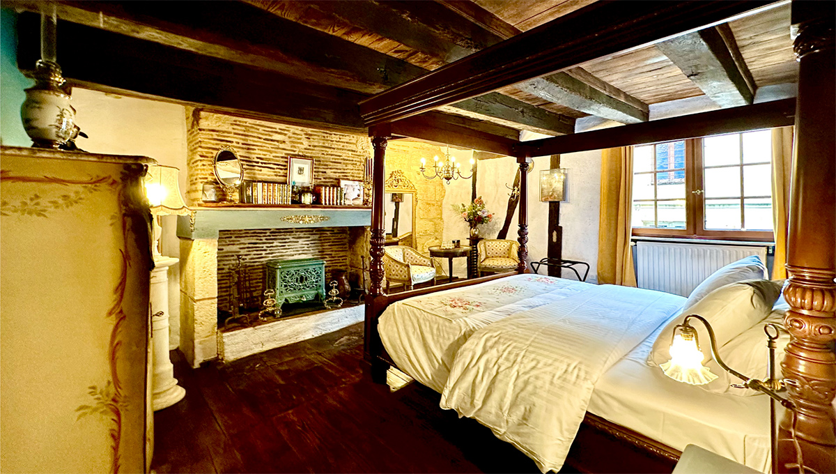 Chambre Roxane - Cliquer pour avoir accès à la vidéo Youtube